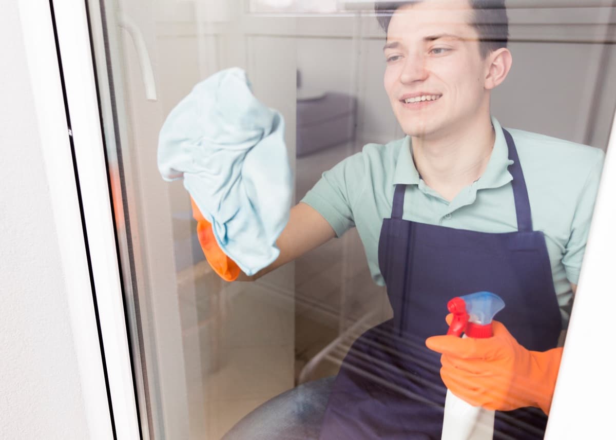 Commercial Window Cleaning: Safe Access & WHS Compliance Standards